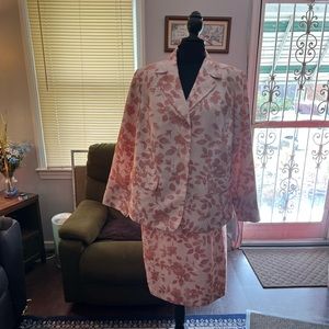 Spring is here! Coral Leaves Suit